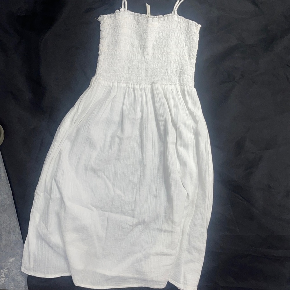 Exist girls dress size med